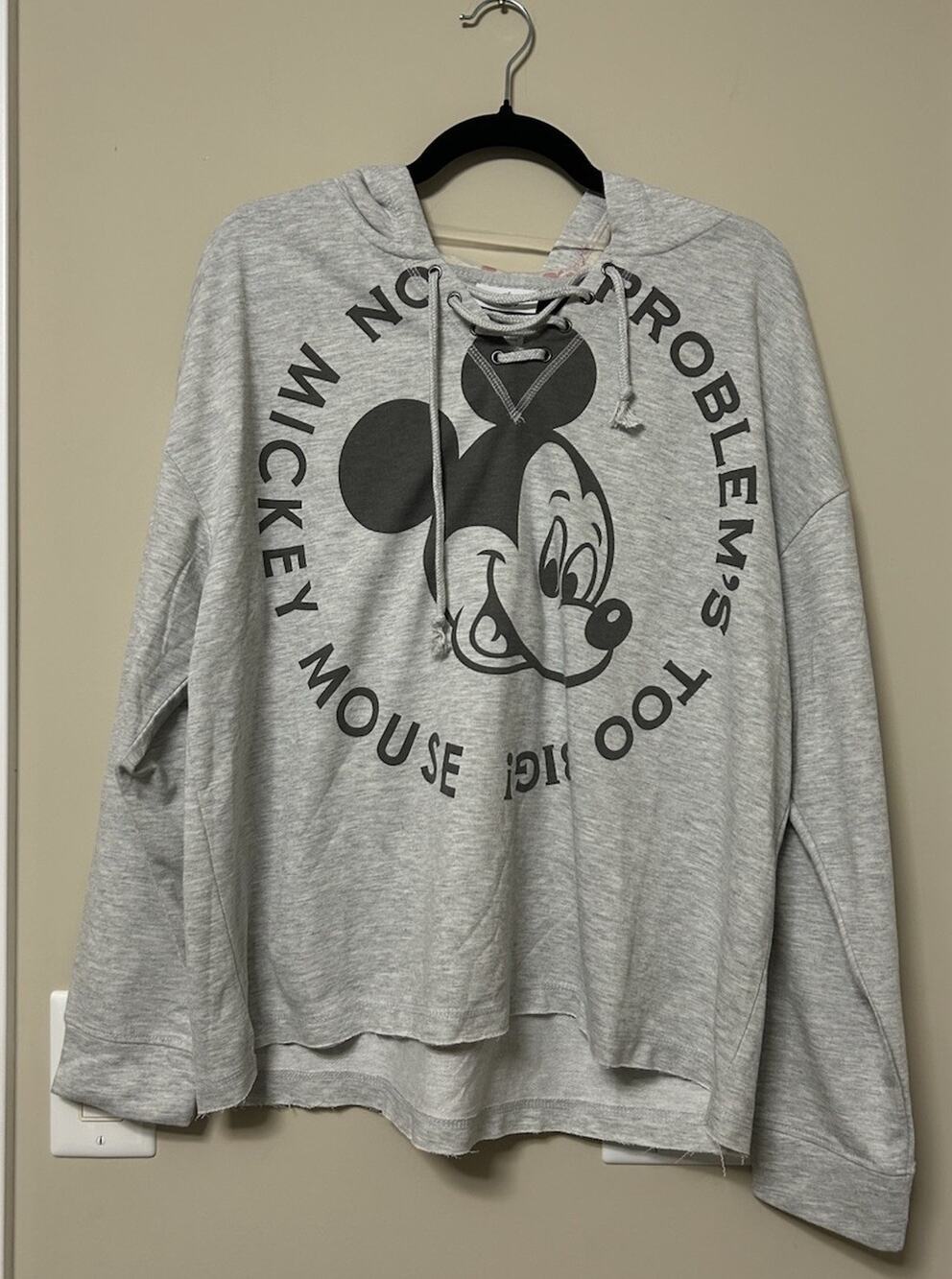 Disney World Resort Mickey No Problem’s Too Big V Neck Lace Up Hoodie Ladies XL